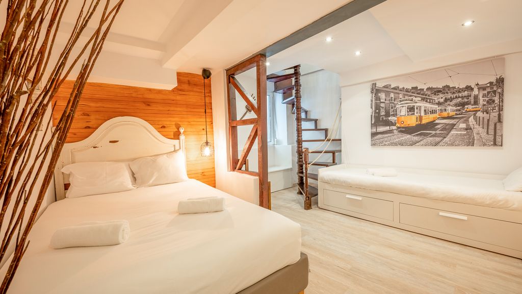 Cozy Getaway in Alfama by LovelyStay