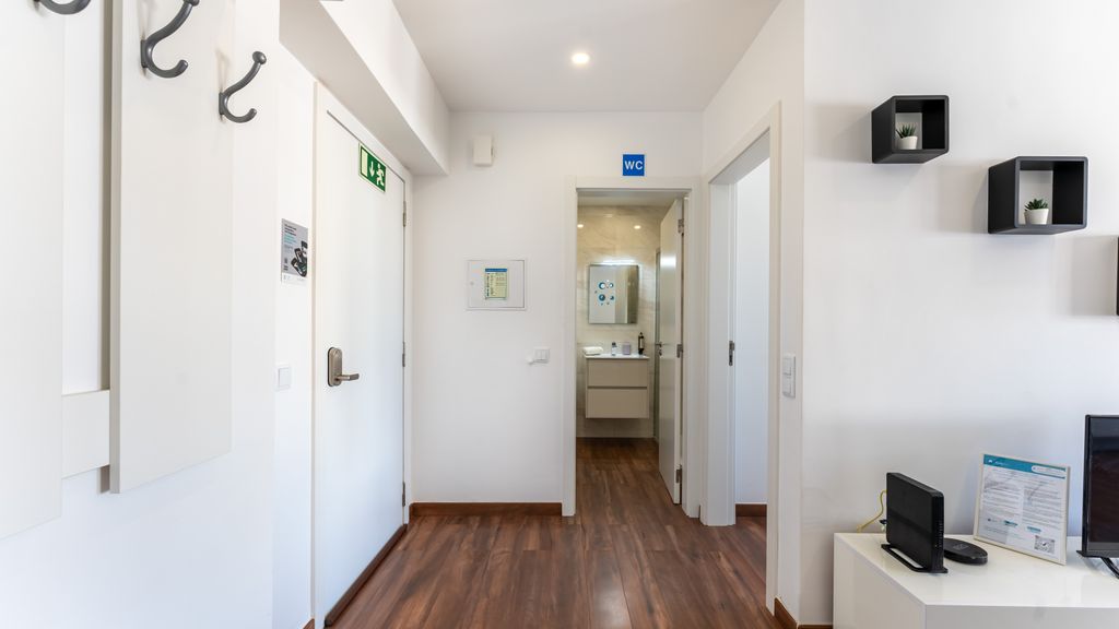 Serene Blue 1 BDR Flat With Balcony by LovelyStay