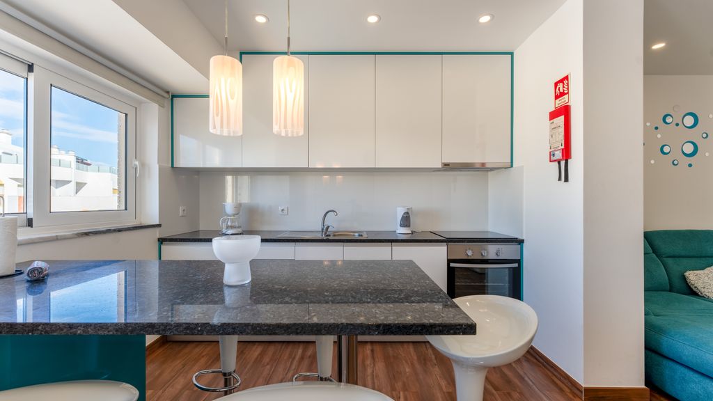 Serene Blue 1 BDR Flat With Balcony by LovelyStay