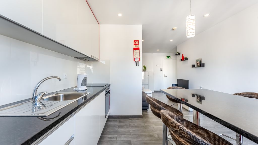 Red Velvet 1 BDR Flat With Balcony by LovelyStay
