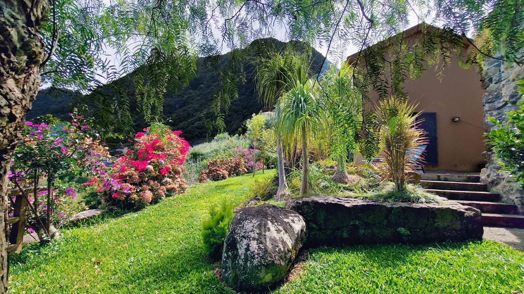 Garden of Eden by LovelyStay