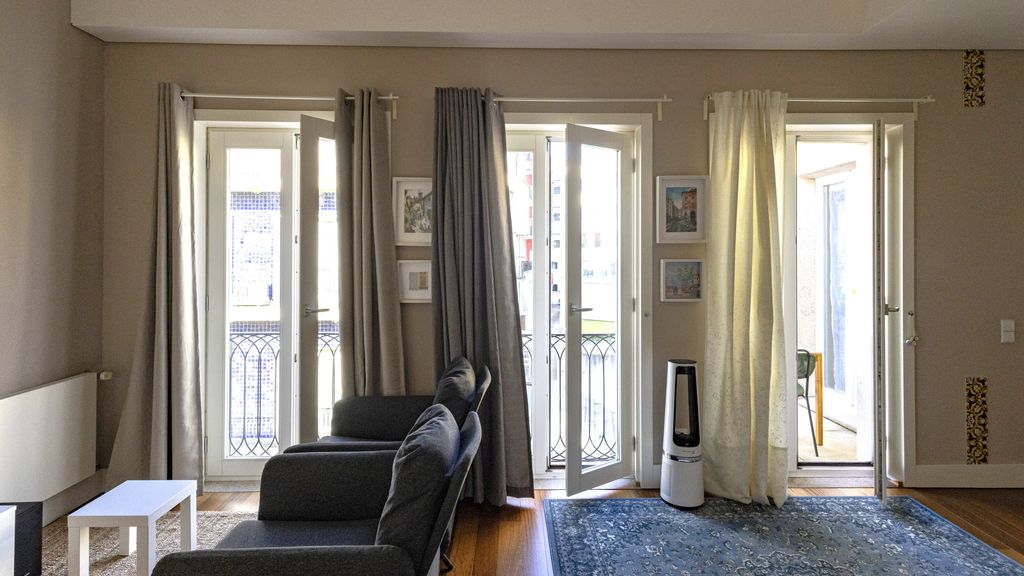 Cardosas Spacious Studio by LovelyStay