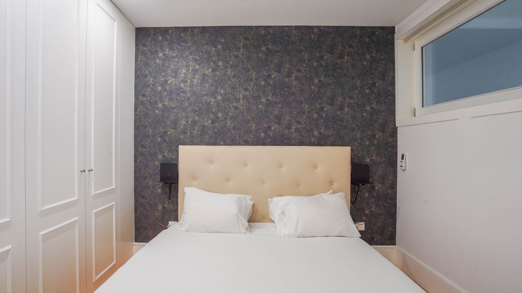 Flores The Green Quiet Apartment by LovelyStay