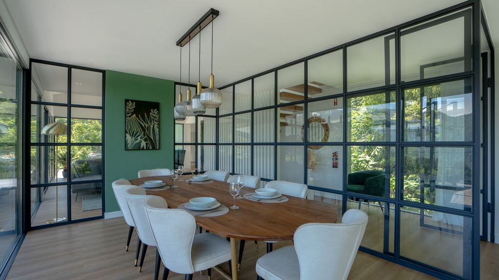 Panorama House by LovelyStay