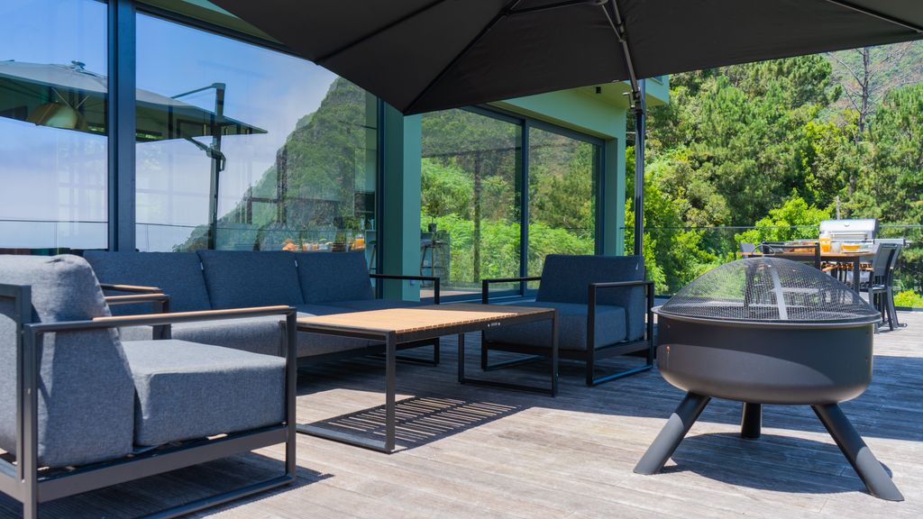 Panorama House by LovelyStay