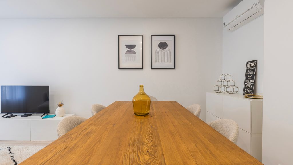 Homely 2BDR Apartment by LovelyStay
