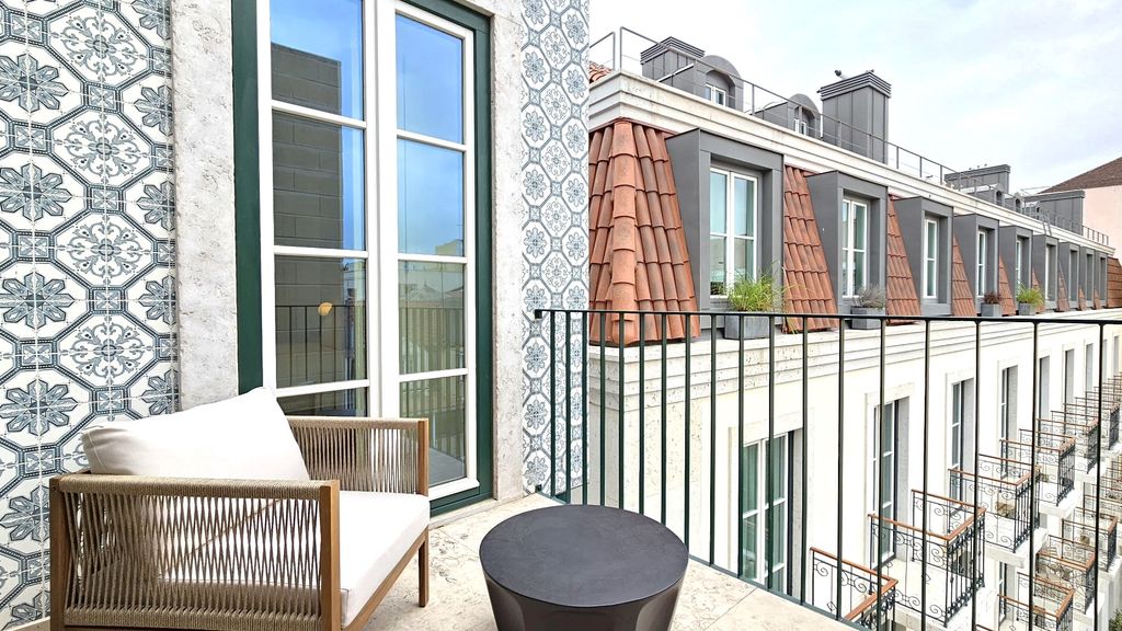 Luxe 1BDR Lisbon Property by LovelyStay
