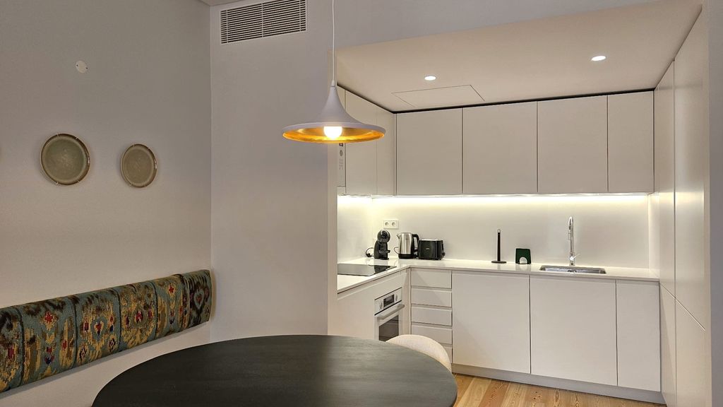 Luxe 1BDR Lisbon Property by LovelyStay