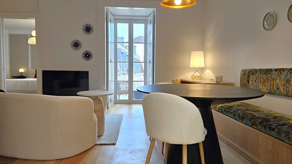 Luxe 1BDR Lisbon Property by LovelyStay