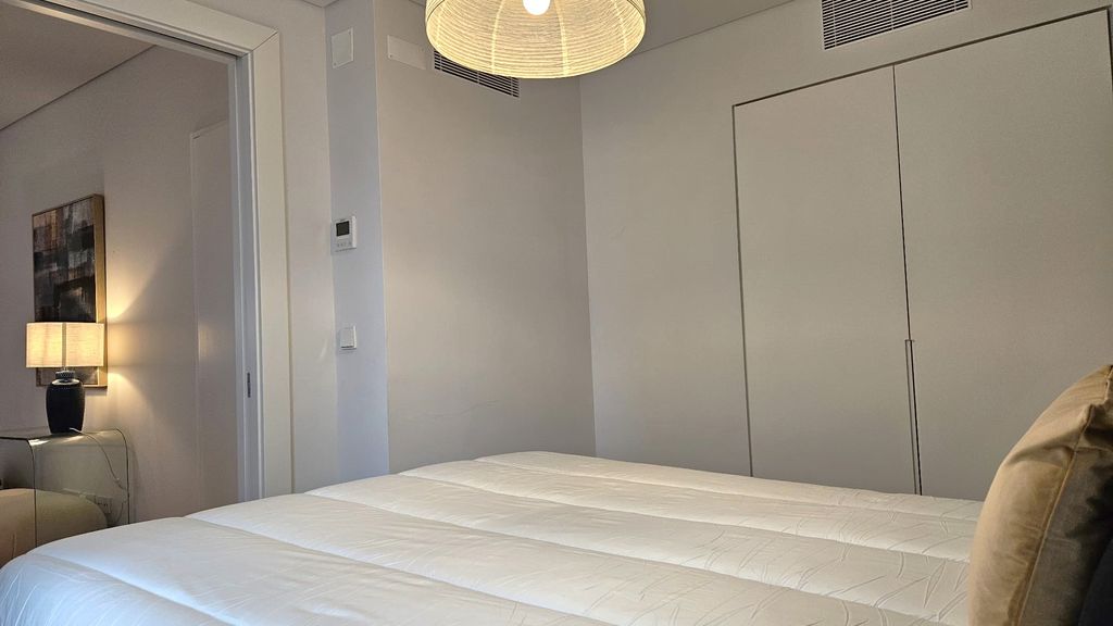 Luxe 1BDR Lisbon Property by LovelyStay