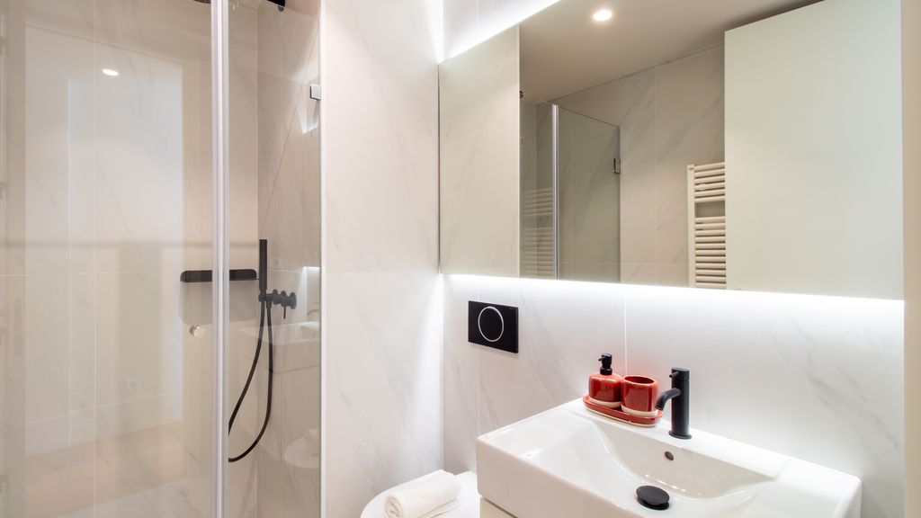Miguel Bombarda House - 102 by LovelyStay
