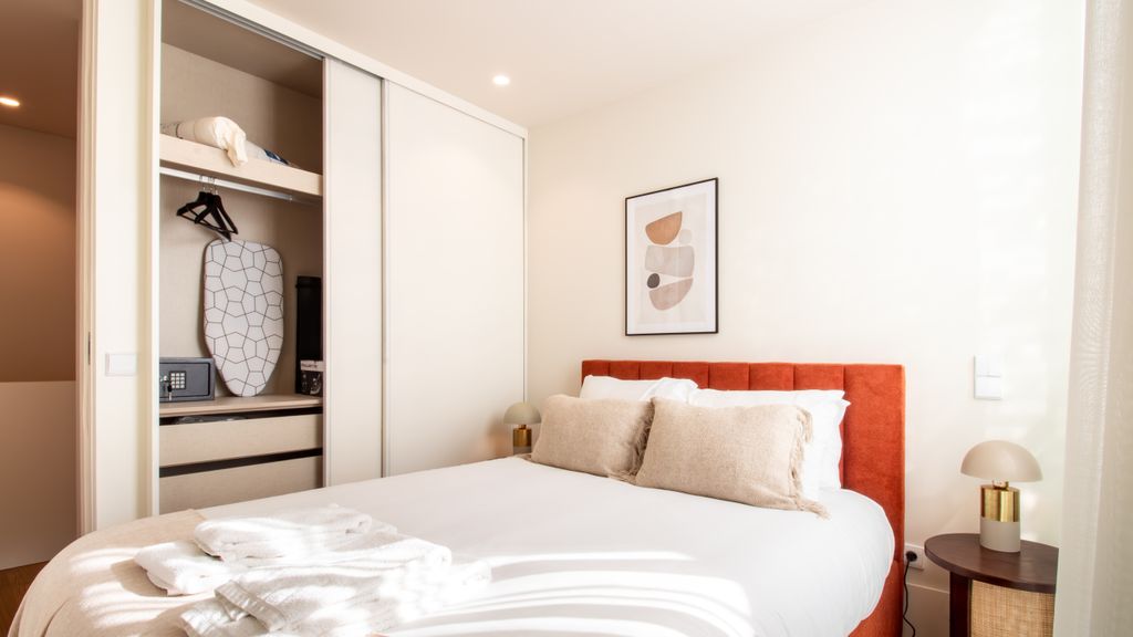 Miguel Bombarda House - 102 by LovelyStay