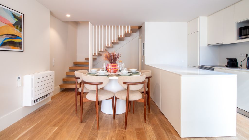Miguel Bombarda House - 102 by LovelyStay