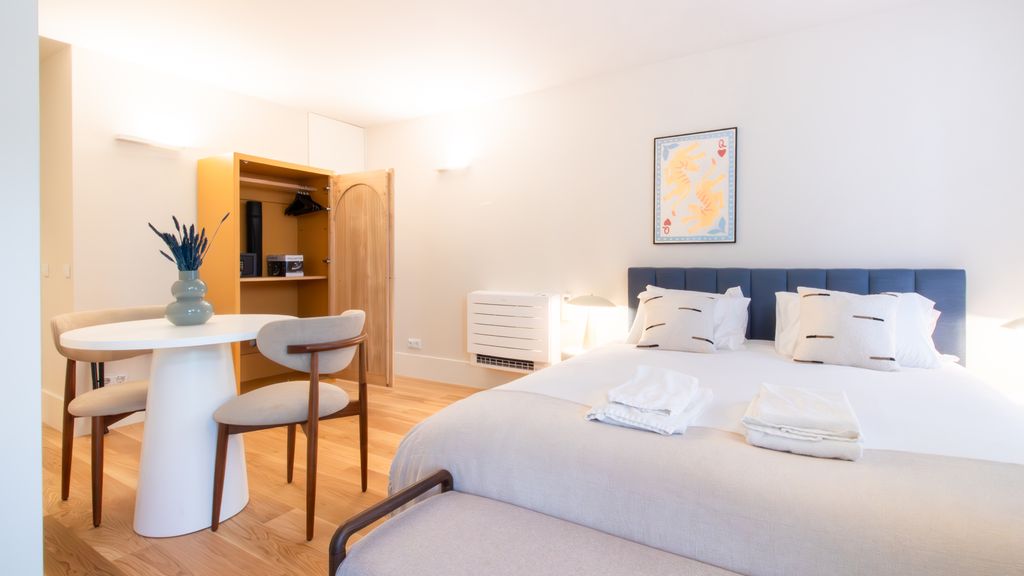 Miguel Bombarda House - 301 by LovelyStay