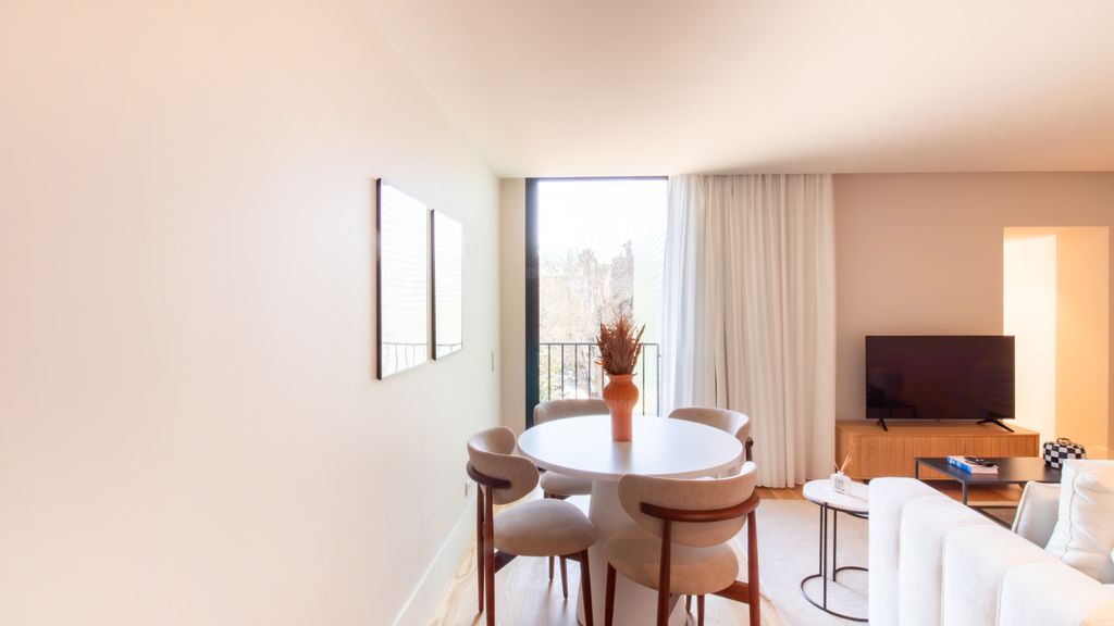 Miguel Bombarda House - 302 by LovelyStay
