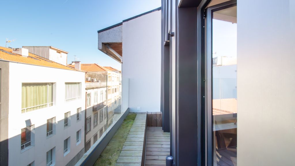 Miguel Bombarda House - 401 by LovelyStay