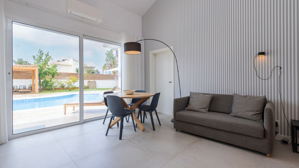 Blue Sky Villa 2 by LovelyStay