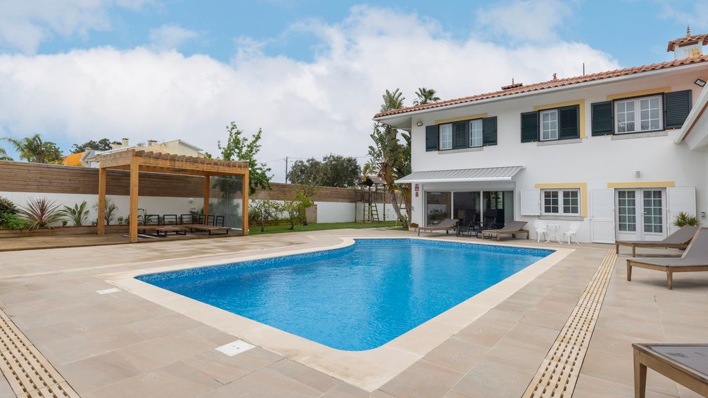 Blue Sky Villa 2 by LovelyStay
