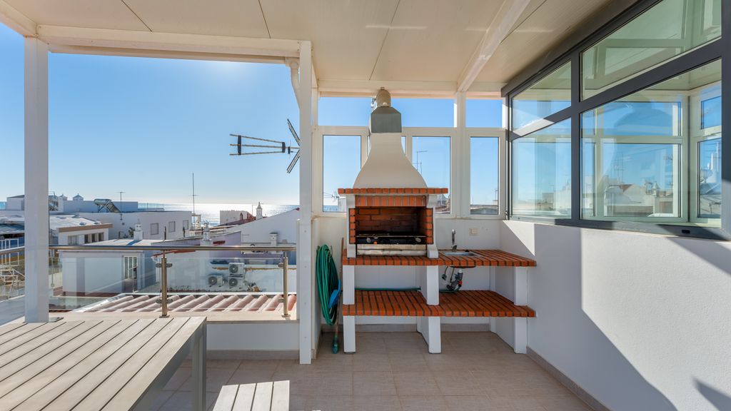 Modern 3 BDR Duplex House W/ Terrace by LovelyStay