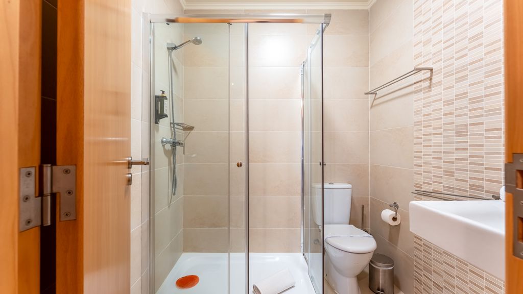 Modern 3 BDR Duplex House W/ Terrace by LovelyStay