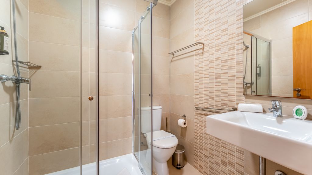Modern 3 BDR Duplex House W/ Terrace by LovelyStay