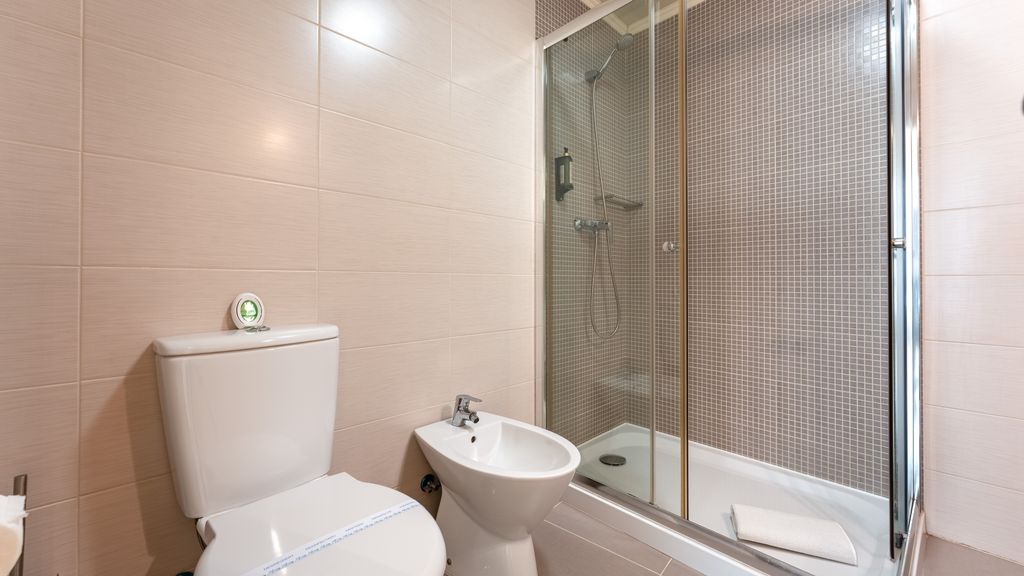 Modern 3 BDR Duplex House W/ Terrace by LovelyStay