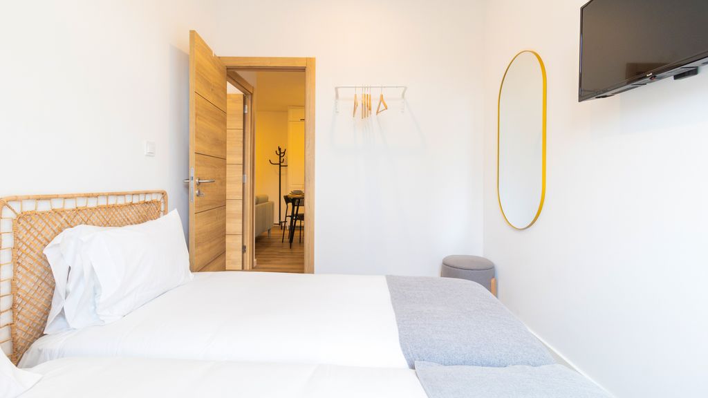 Trendy 2BR Near Douro River by LovelyStay