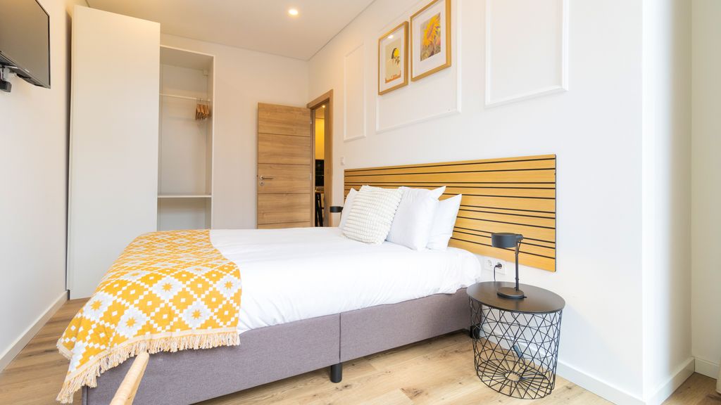 Trendy 2BR Near Douro River by LovelyStay