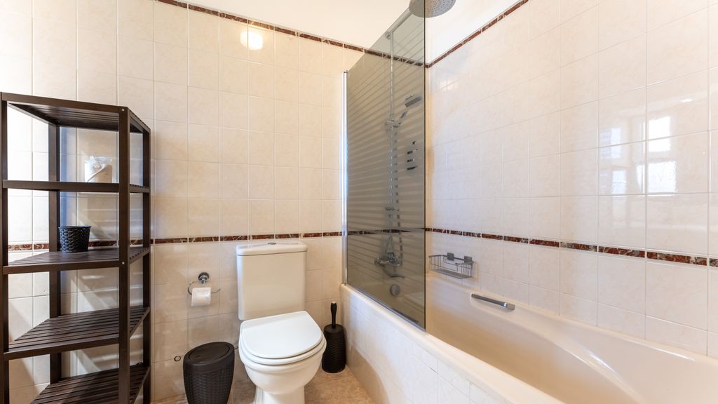 1 BDR Flat W/ Pool - 125D Gramacho by LovelyStay