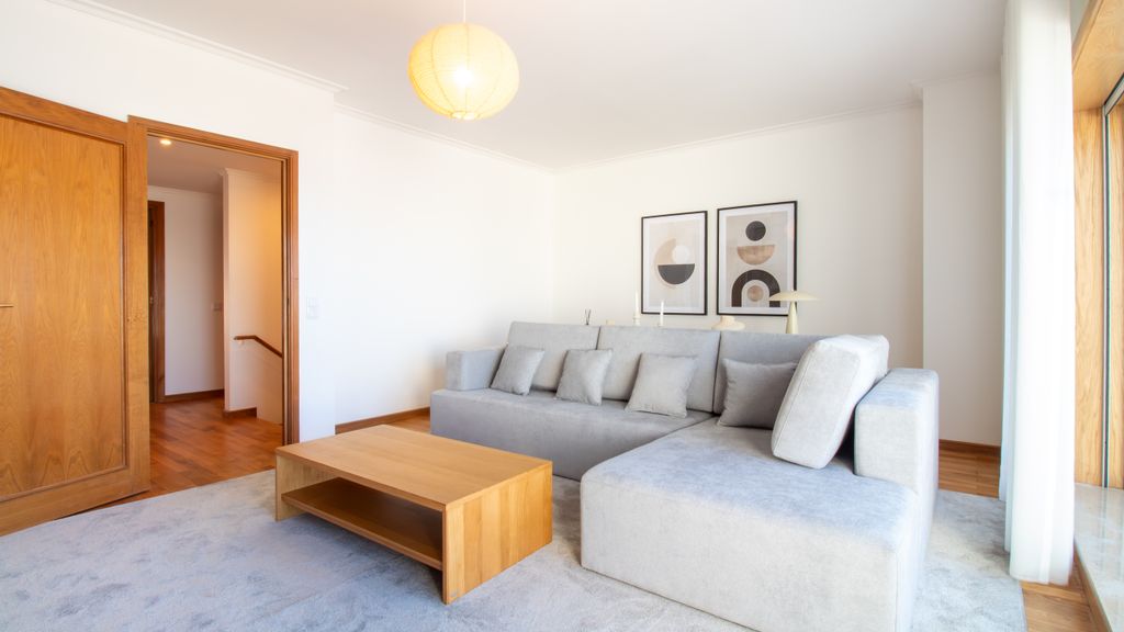 Seaside Living by LovelyStay