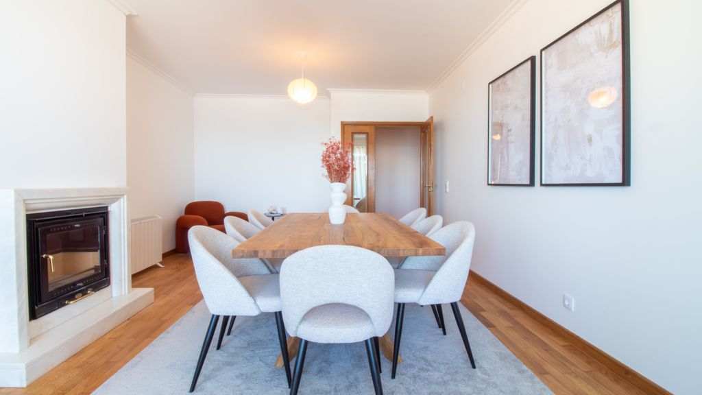 Seaside Living by LovelyStay