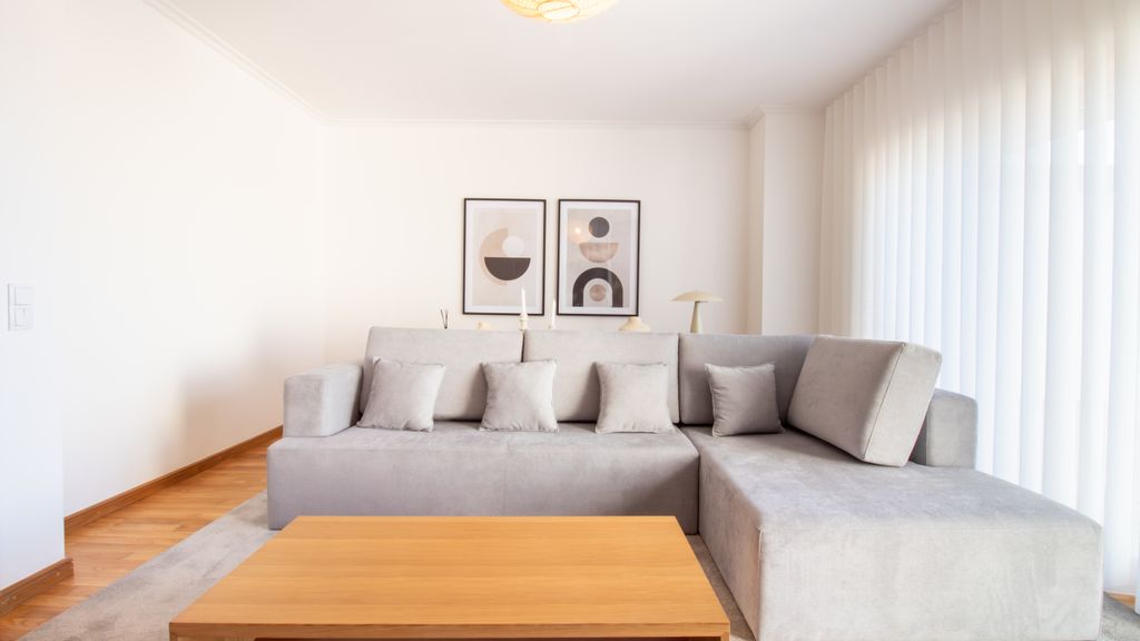 Seaside Living by LovelyStay