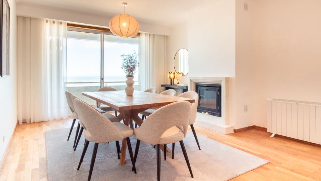 Seaside Living by LovelyStay