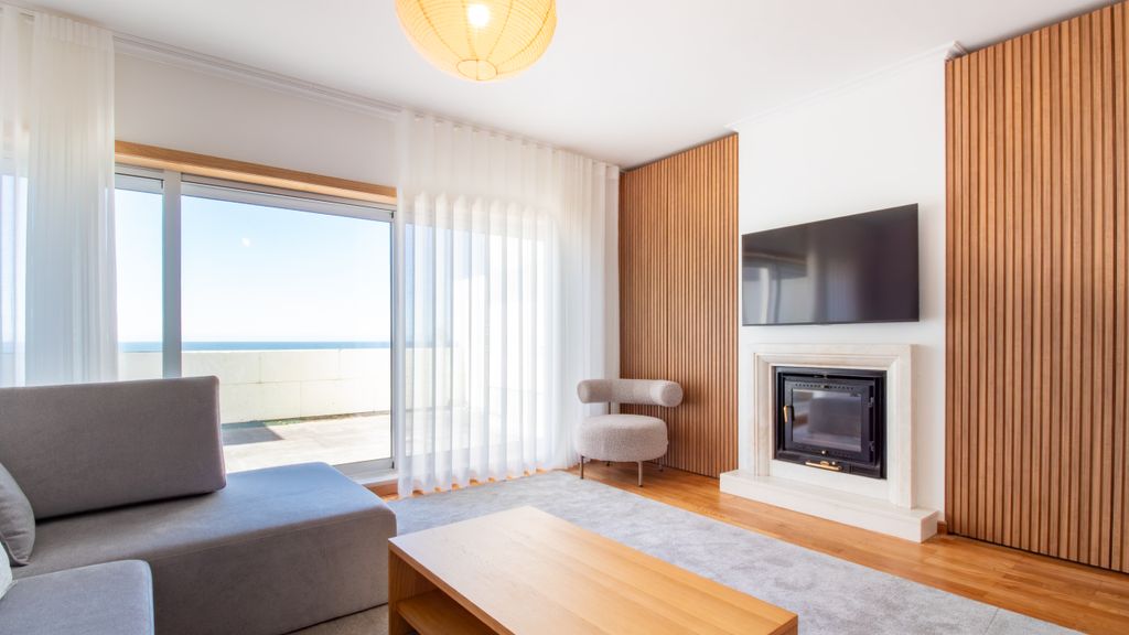 Seaside Living by LovelyStay