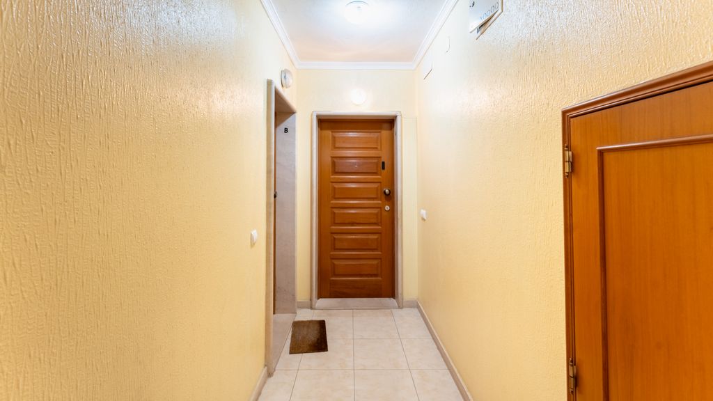 Vila Nova Sunny 2BR Apt with Pool by LovelyStay