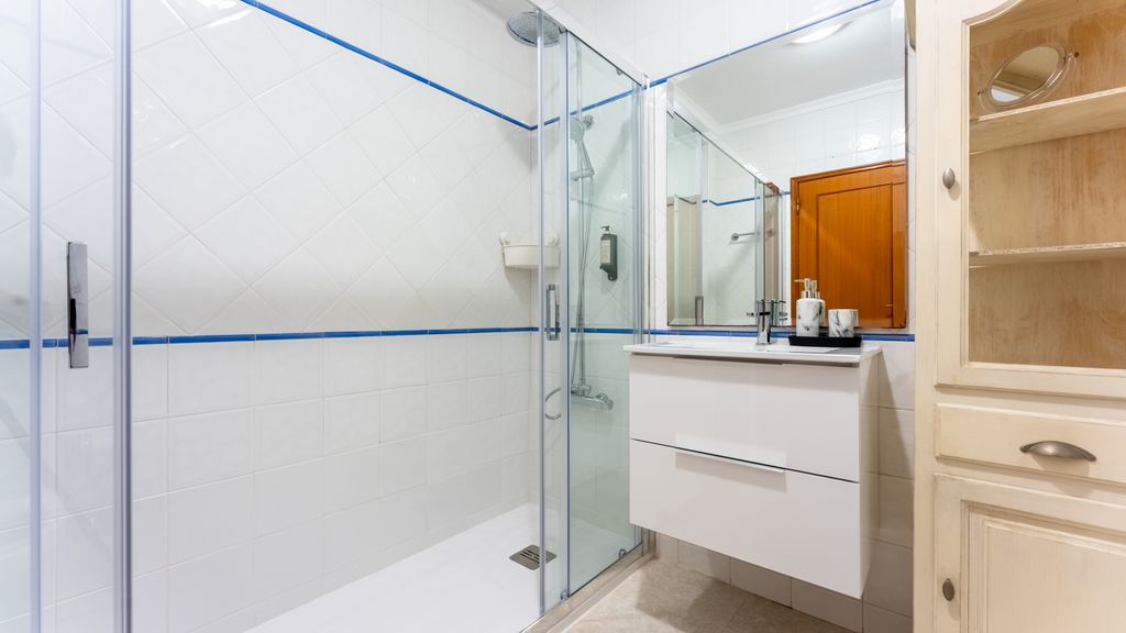 Vila Nova Sunny 2BR Apt with Pool by LovelyStay