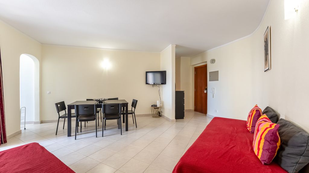 Bright 1BDR Apartment with Sea View by LovelyStay