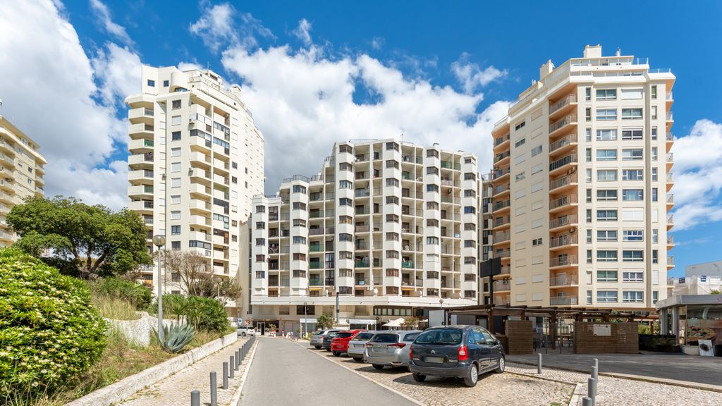Bright 1BDR Apartment with Sea View by LovelyStay