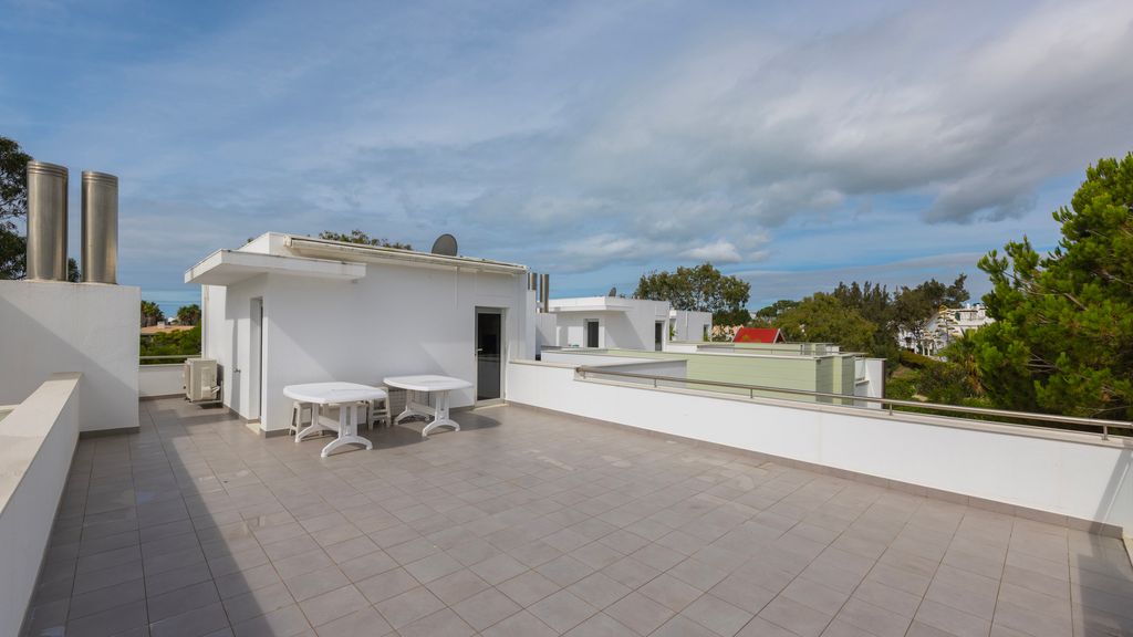 Soltroia Duplex, Lake & Beach by LovelyStay