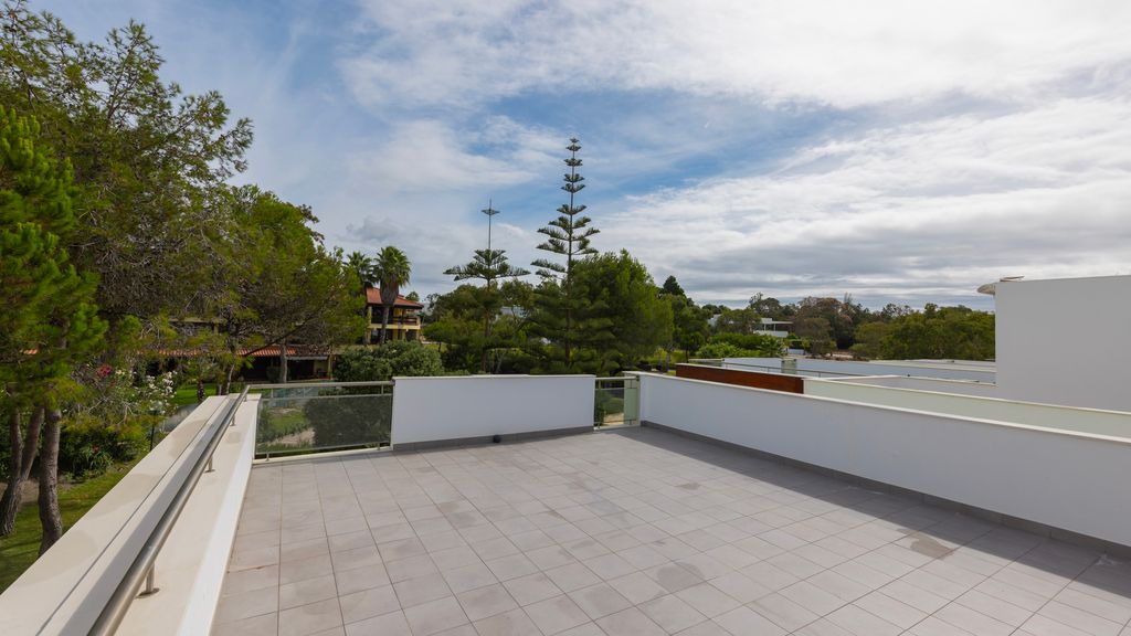 Soltroia Duplex, Lake & Beach by LovelyStay