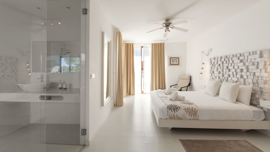 Charming Villa Óbidos by LovelyStay