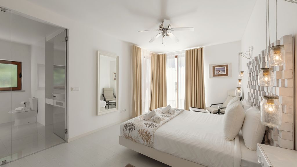 Charming Villa Óbidos by LovelyStay