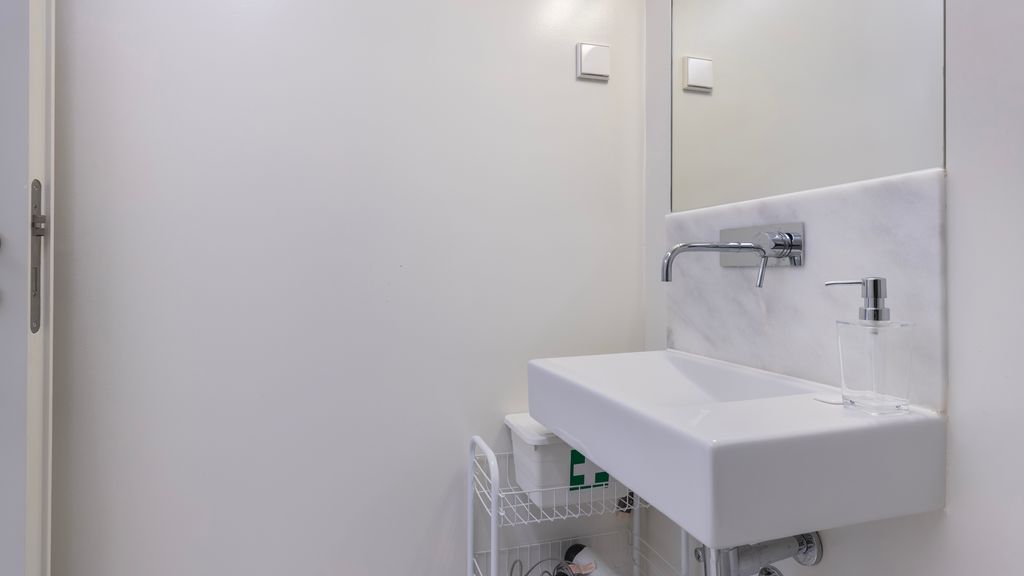 Trendy Studio in Graça’s Heart by LovelyStay