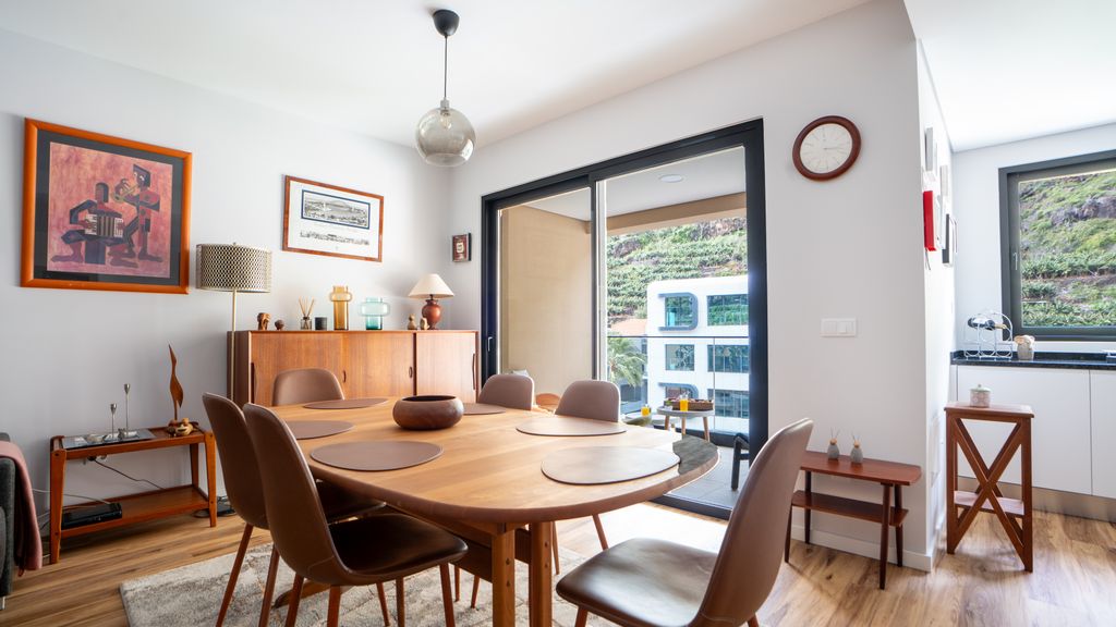 Brava Suite by LovelyStay