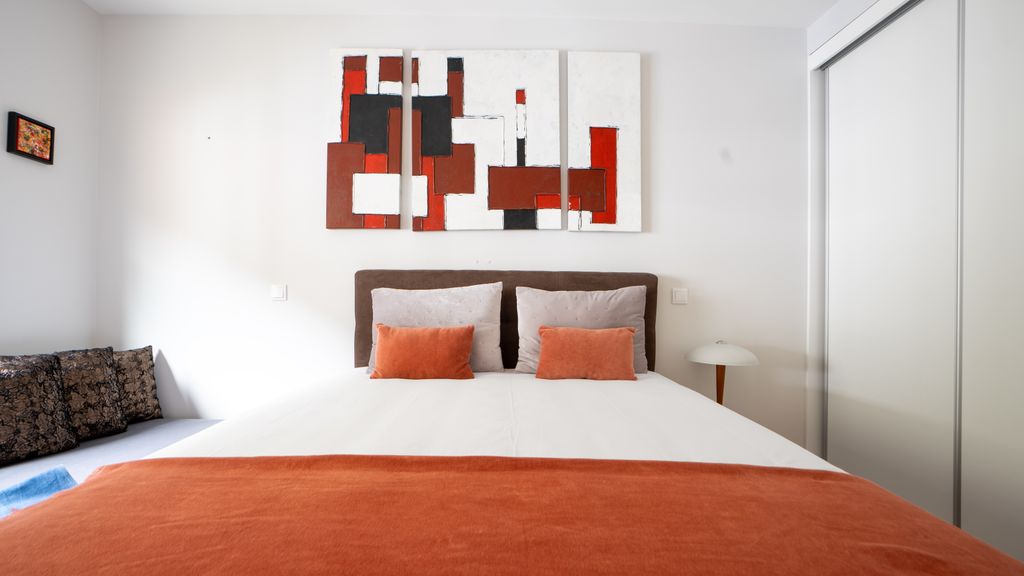 Brava Suite by LovelyStay