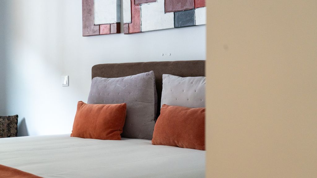 Brava Suite by LovelyStay