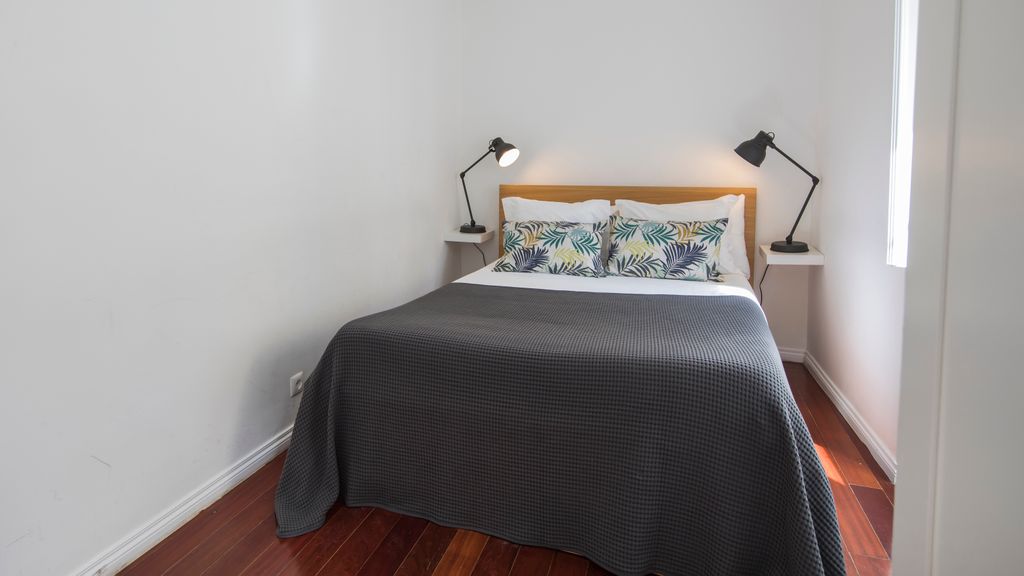 Bica Patio 3BDR Duplex by LovelyStay