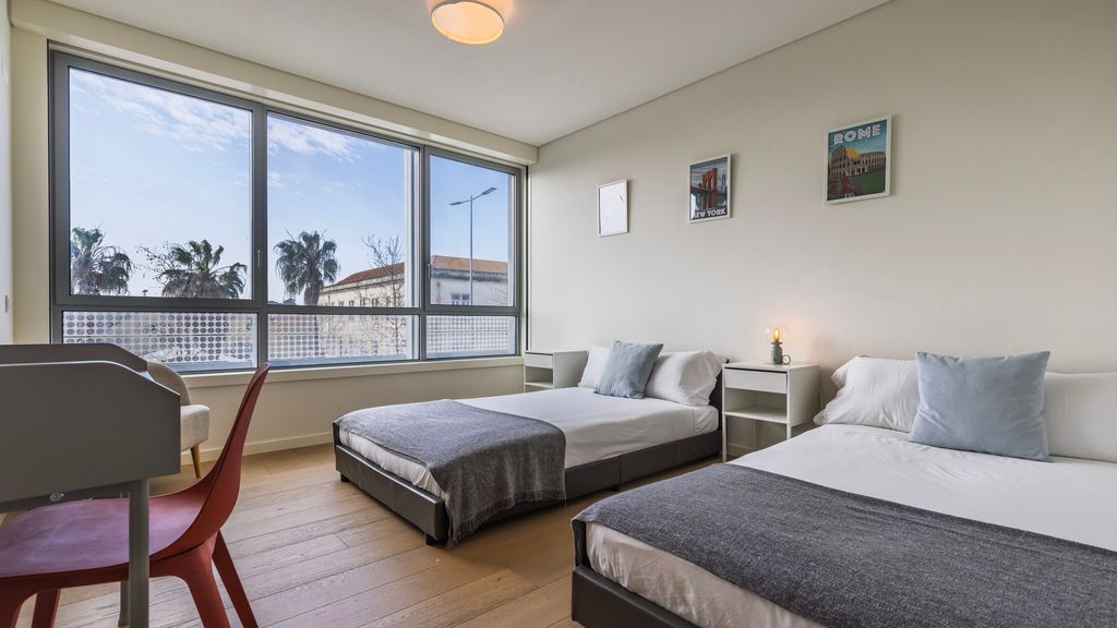 Modern 2BDR Apartment w/ Garage by LovelyStay