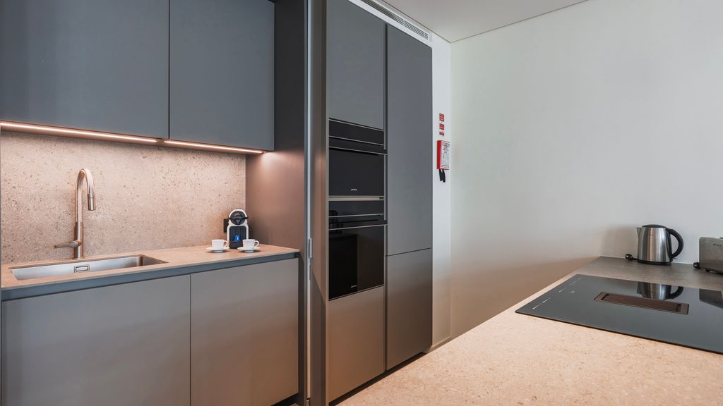 Modern 2BDR Apartment w/ Garage by LovelyStay