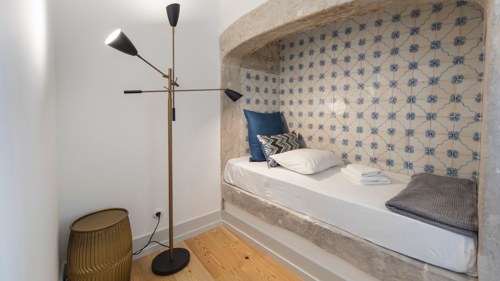Downtown Lisbon Apartment by LovelyStay